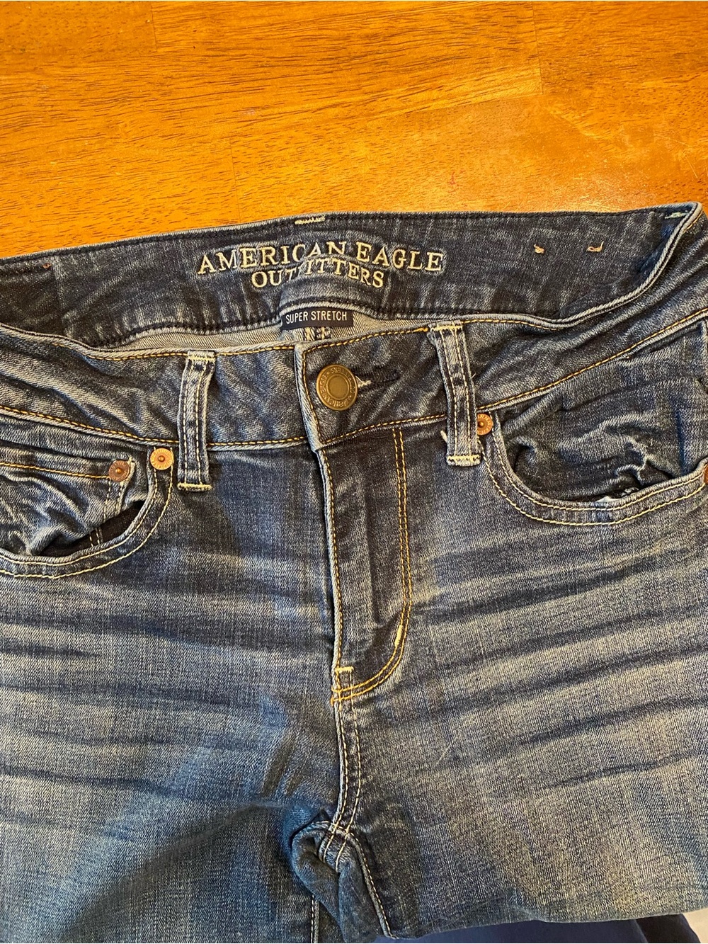 American Eagle Outfitters Women Denim Jeans Super Stretch Straight Leg Sz 4 Long - Picture 5 of 5